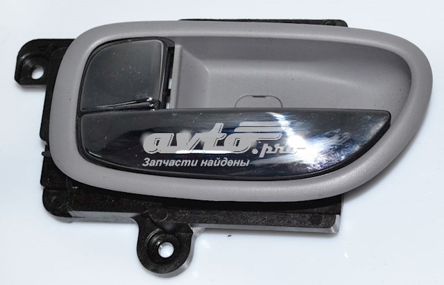 826102H000XM Hyundai/Kia 