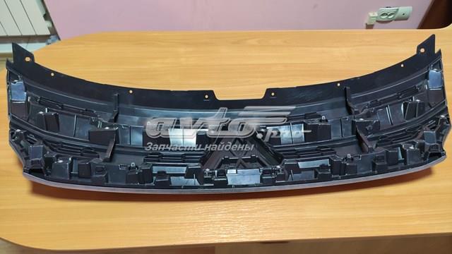 Купити 7450B399 Mitsubishi Захисна решітка радіатора