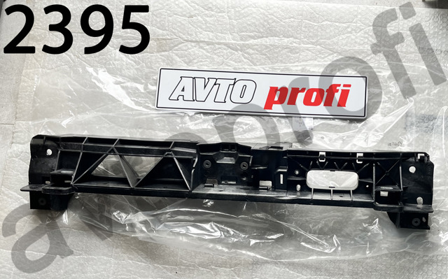 Кронштейн кріплення радіатора Peugeot/Citroen 9824055880