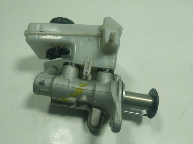 Купити Бачок гальмівний Audi Q3  F3B