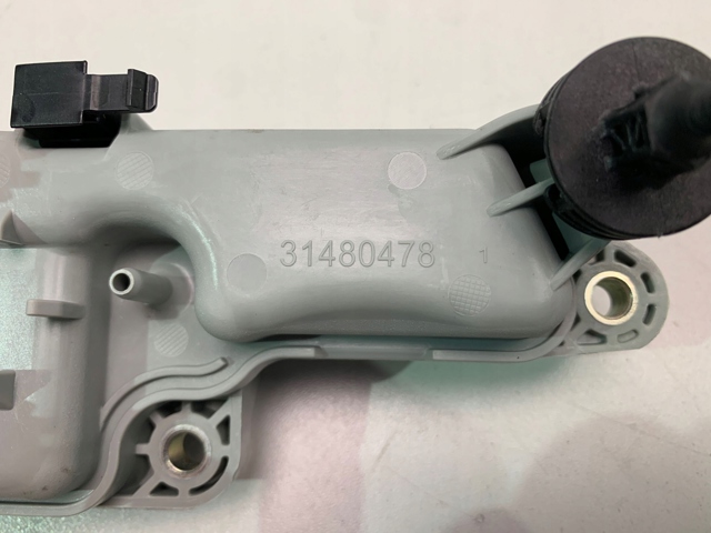 31480478 Volvo Бачок/демпфер вакуумної системи двигуна