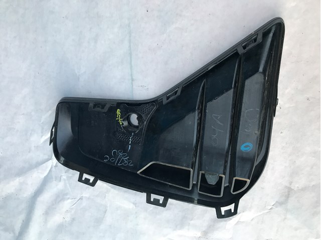 51118081201 BMW 