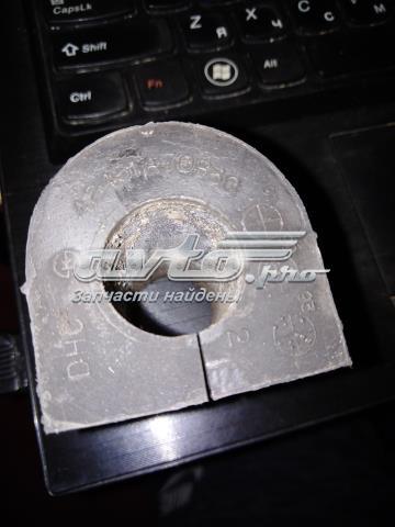 4243170B30000 General Motors Втулка стабілізатора переднього