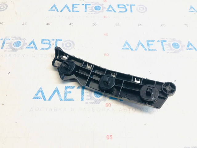 Праве кріплення переднього бампера FPS 5081932 ціна, від 7.06 USD