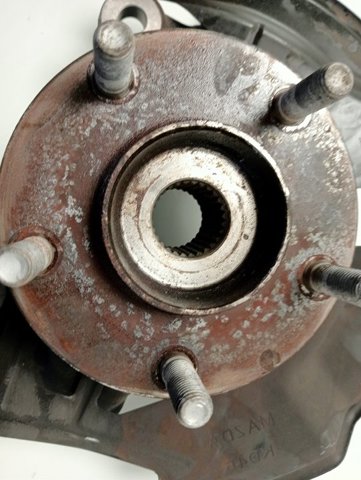  Mazda D10E33031