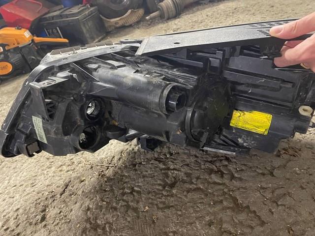 Фара комбінована, передня Hyundai/Kia 92102D4070