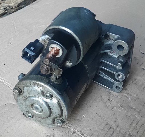 V75500178004 Mitsubishi Стартер двигуна