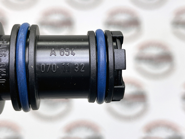 Купити A6540701132 Mercedes Шланг (патрубок) вакуумного насоса