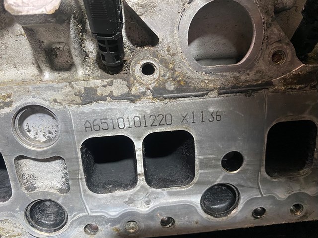  A6510101220 Mercedes