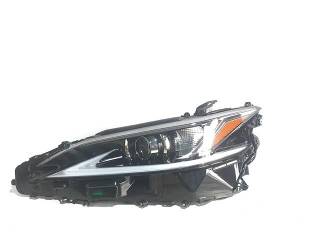 Купити 8111006C91 Toyota Права блок фара