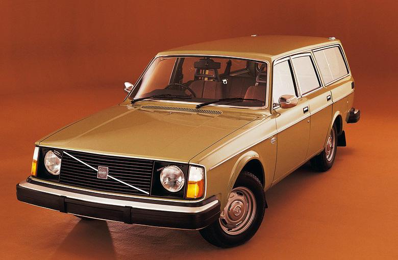 Volvo 240 (1974 - 1993)