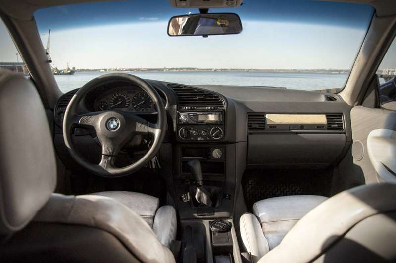 BMW 3 седан (E36) (1990 - 1998) Розбірка BMW 3 седан (E36) (1990 - 1998)