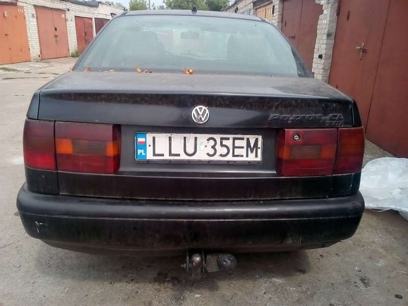 Розбірка VOLKSWAGEN PASSAT B3, B4 седан (3A2, 351, 312) (1988 - 1997)