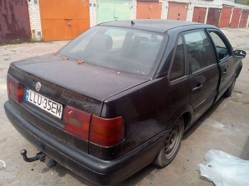 Авторозборка VOLKSWAGEN PASSAT B3, B4 седан (3A2, 351, 312) (1988 - 1997)