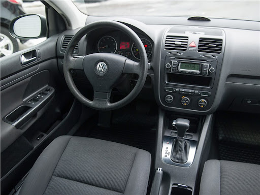 Розбірка VOLKSWAGEN GOLF V хетчбек (1K1) (2003 - 2010)