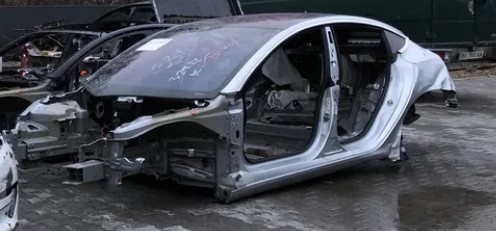Авторозборка TESLA MODEL 3 седан (5YJ3) (2016 - 2026)