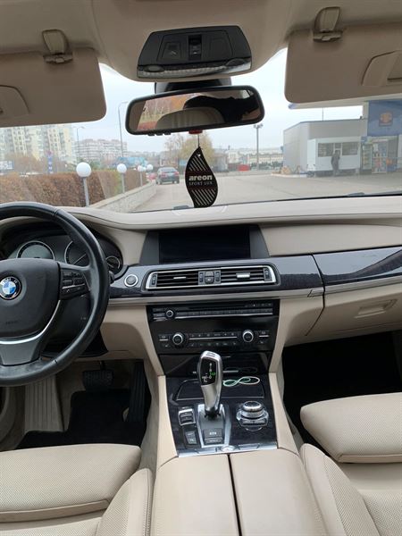 Авторозборка BMW 7 седан (F01, F02, F03, F04) (2008 - 2015)
