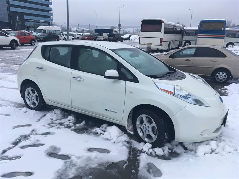 Авторозборка NISSAN LEAF I хетчбек (ZE0) (2010 - 2012)