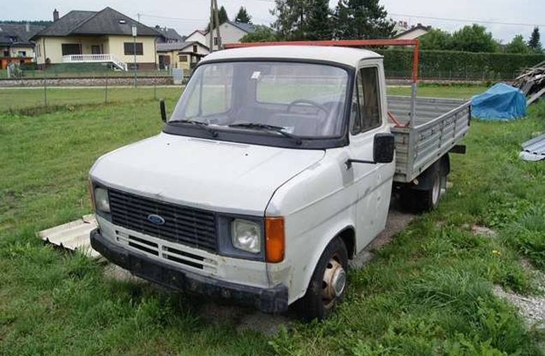 Ford Transit V (1977 - 1986)