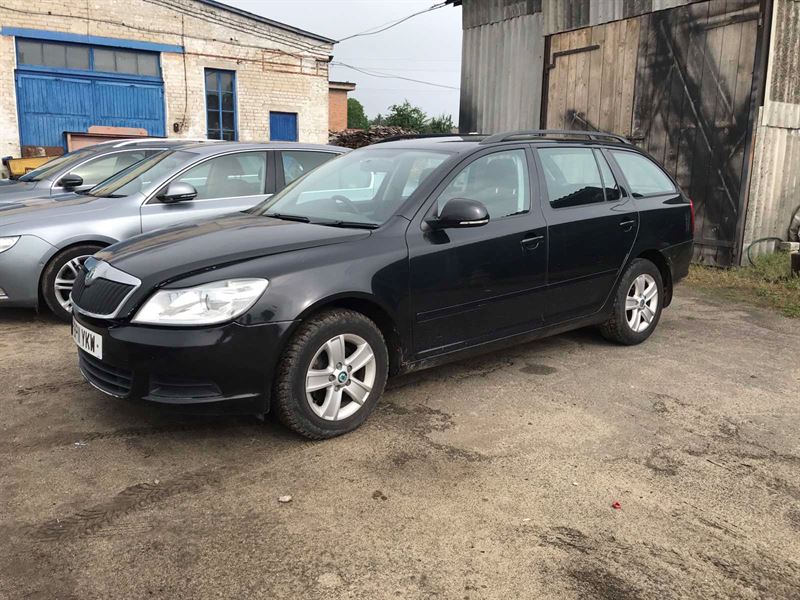 Розбірка SKODA OCTAVIA II A5 універсал (1Z5) (2004 - 2013)