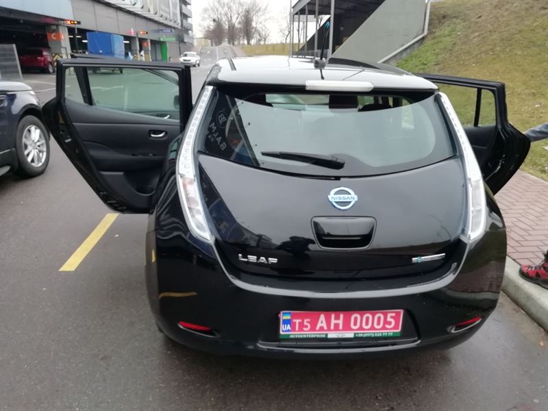 Розбірка NISSAN LEAF I хетчбек (ZE0E) (2013 - 2017)