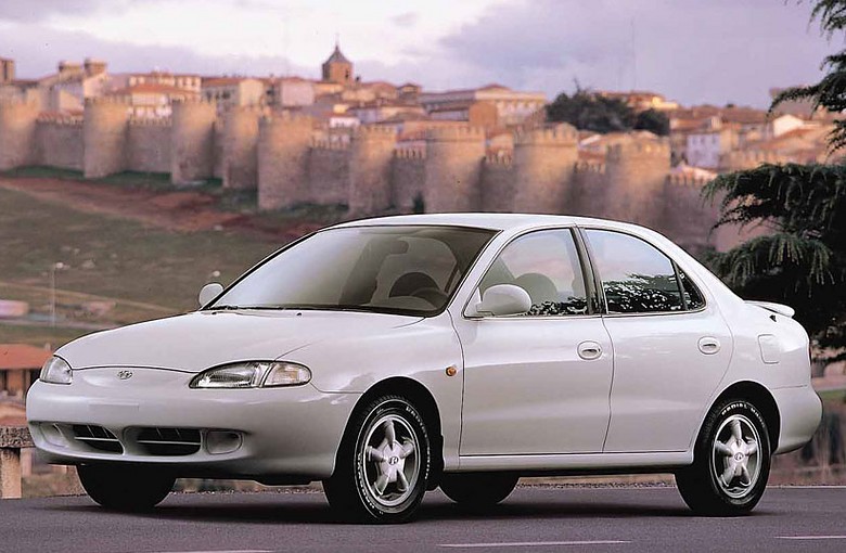 Hyundai Lantra II (1995 - 2000)