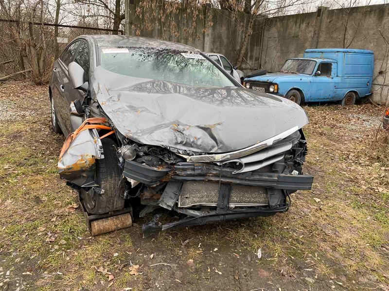 Розбірка HYUNDAI SONATA седан (YF) (2011 - 2015)