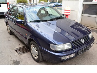 Розбірка VOLKSWAGEN PASSAT B3, B4 седан (3A2, 351, 312) (1988 - 1997)