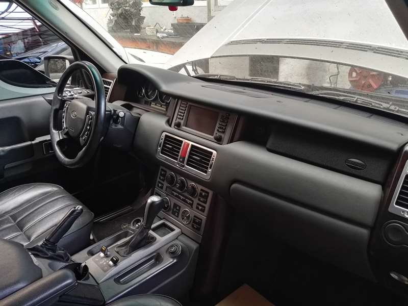 Авторозборка LAND ROVER RANGE ROVER III позашляховик (L322) (2002 - 2009)