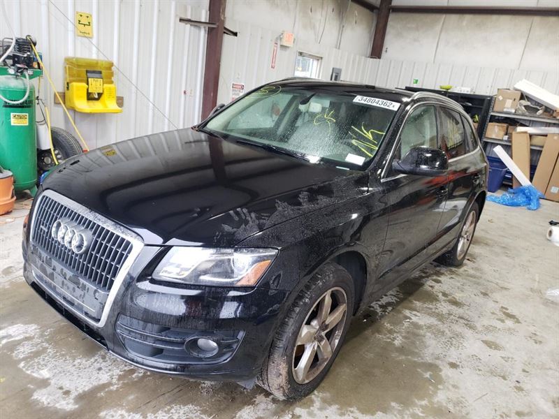 AUDI Q5 позашляховик (8RB) (2008 - 2016) Розбірка AUDI Q5 позашляховик (8RB) (2008 - 2016)