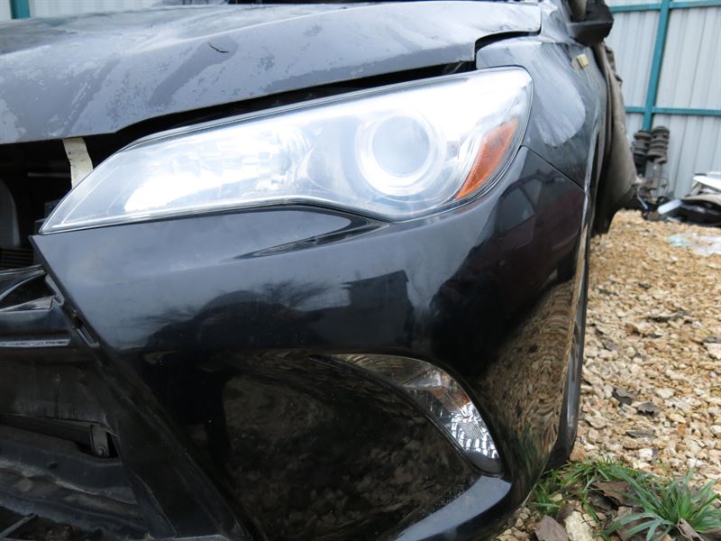 Розбірка TOYOTA CAMRY седан (V50) (2011 - 2025)