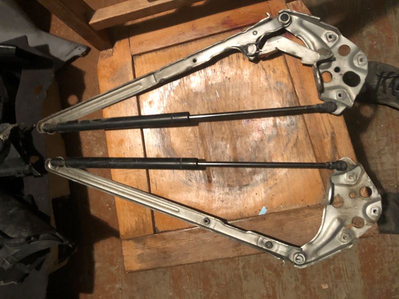 MERCEDES E седан (W210) (1995 - 2002) Розбірка MERCEDES E седан (W210) (1995 - 2002)