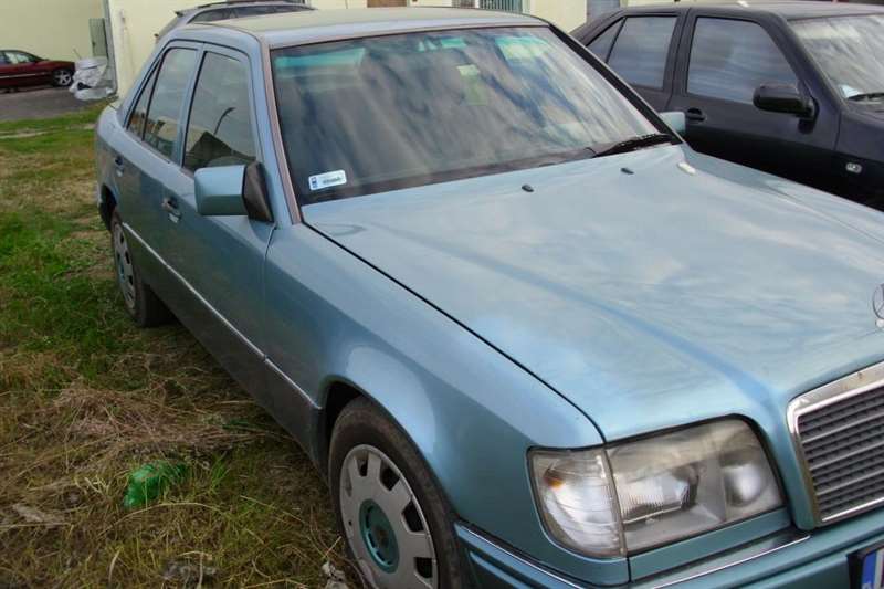 Розбірка MERCEDES E седан (W124) (1984 - 1993)