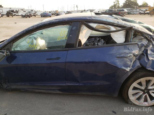 Розбірка TESLA MODEL 3 седан (5YJ3) (2016 - 2026)