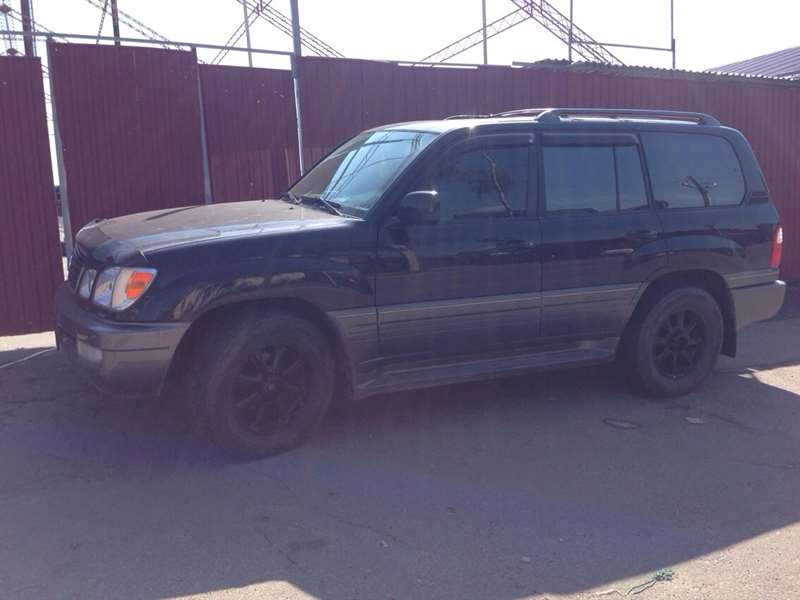 Розбірка LEXUS LX 470 позашляховик (UZJ100) (2002 - 2007)