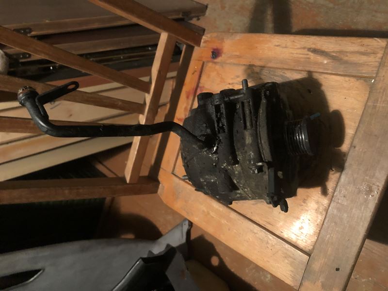 MERCEDES E седан (W210) (1995 - 2002) Розбірка MERCEDES E седан (W210) (1995 - 2002)