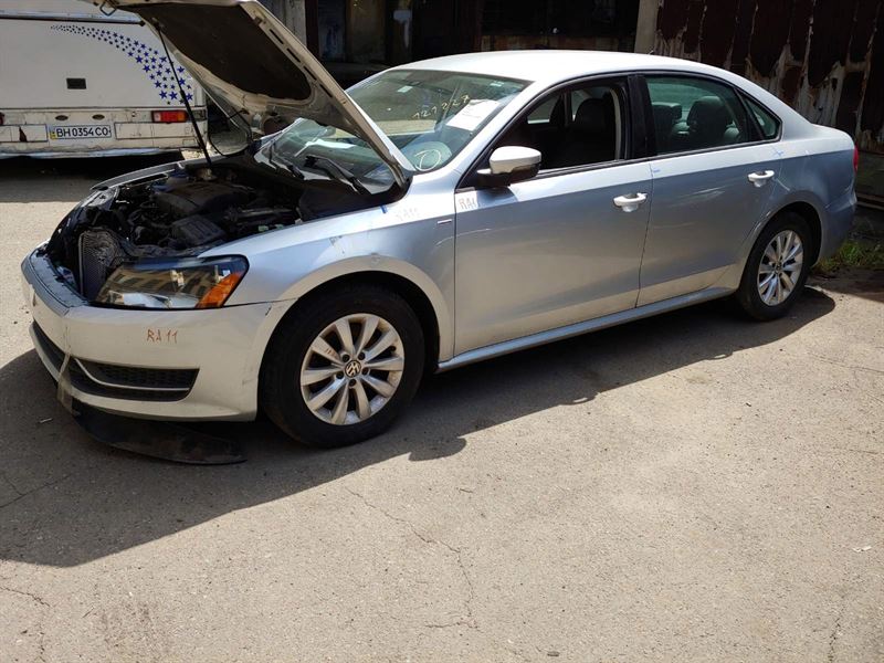 Розбірка VOLKSWAGEN PASSAT B7 седан (A32, A33, A34) (2011 - 2020)