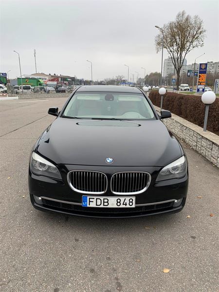 Розбірка BMW 7 седан (F01, F02, F03, F04) (2008 - 2015)