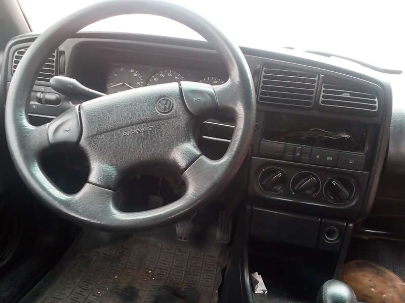Розбірка VOLKSWAGEN PASSAT B3, B4 седан (3A2, 351, 312) (1988 - 1997)
