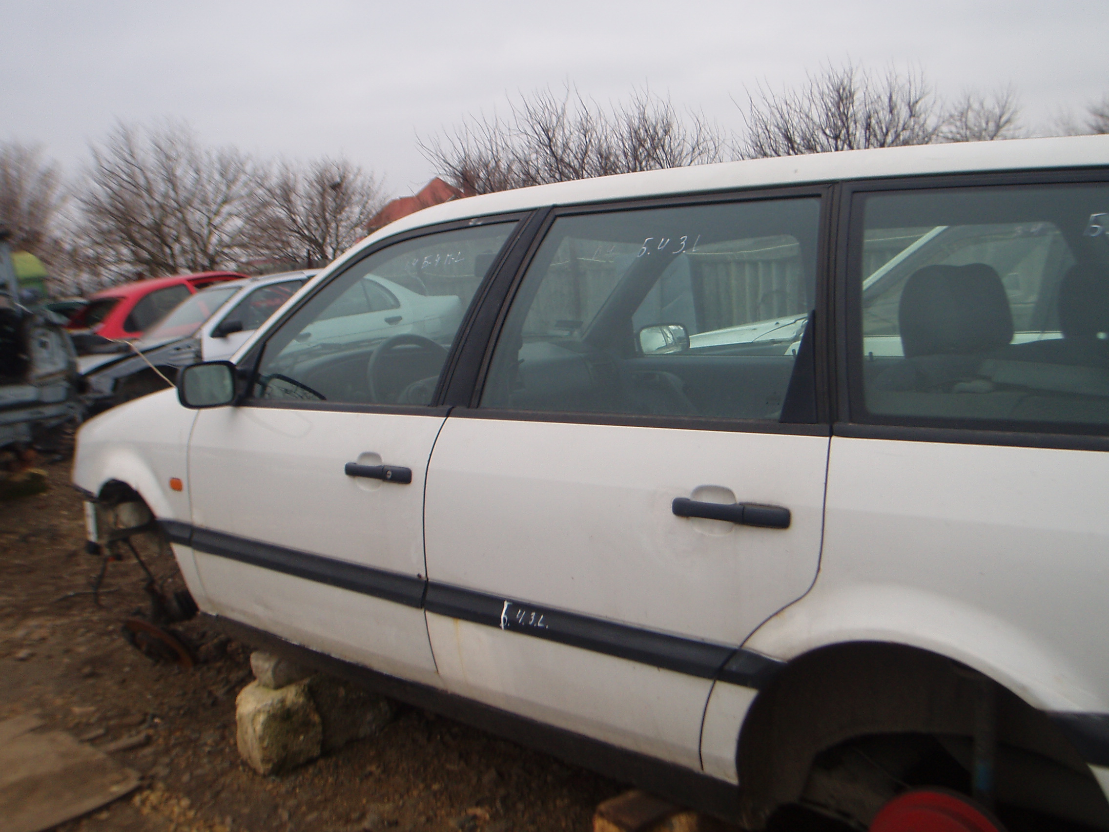 Авторозборка VOLKSWAGEN PASSAT B3, B4 універсал (3A5, 351, 315) (1988 - 1997)