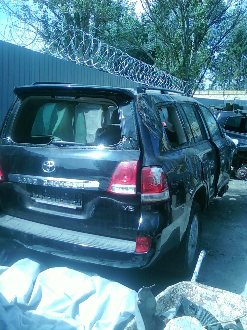Розбірка TOYOTA LAND CRUISER позашляховик (J200) (2007 - 2021)