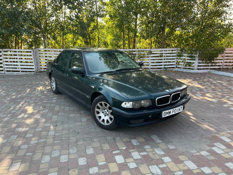 Розбірка BMW 7 седан (E38) (10.94 - 11.01)
