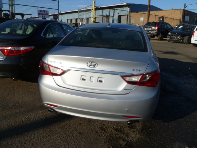 Розбірка HYUNDAI SONATA VI седан (YF) (2009 - 2015)