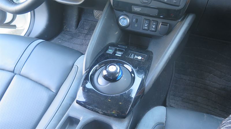 Розбірка NISSAN LEAF I хетчбек (ZE0U) (2012 - 2017)