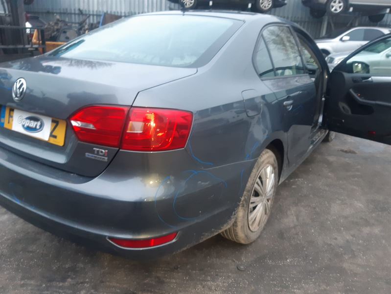 Розбірка VOLKSWAGEN JETTA VI седан (162, 163, AV3, AV2, AY2, AY3) (2011 - 2019)