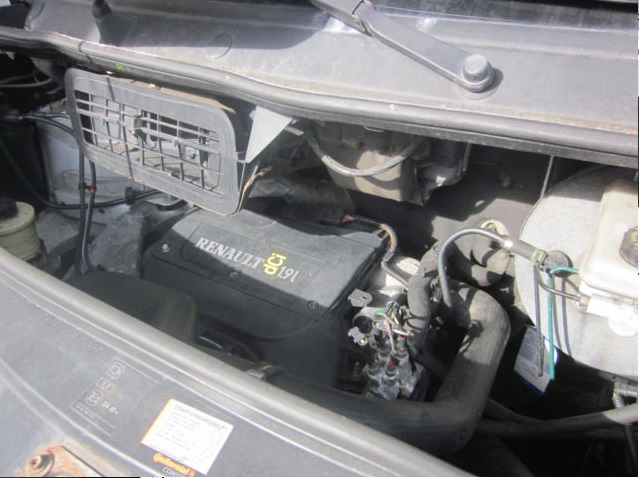Авторозборка RENAULT TRAFIC II автобус (JL) (2001 - 2014)
