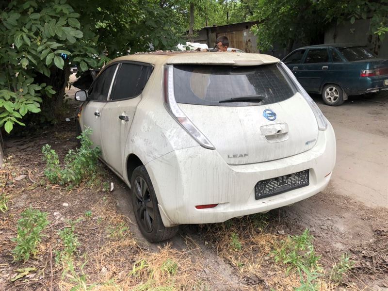 NISSAN LEAF I хетчбек (ZE0U) (2012 - 2017) Розбірка NISSAN LEAF I хетчбек (ZE0U) (2012 - 2017)