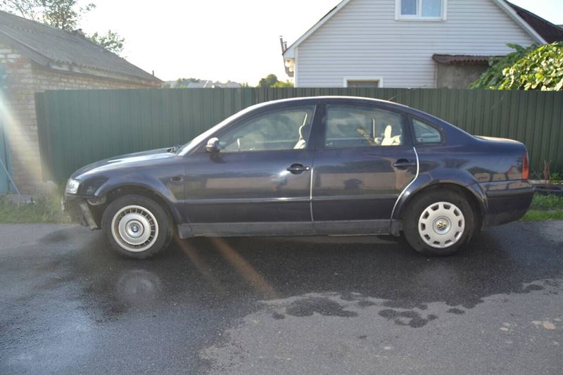 Розбірка VOLKSWAGEN PASSAT B5 седан (3B2) (1996 - 2001)