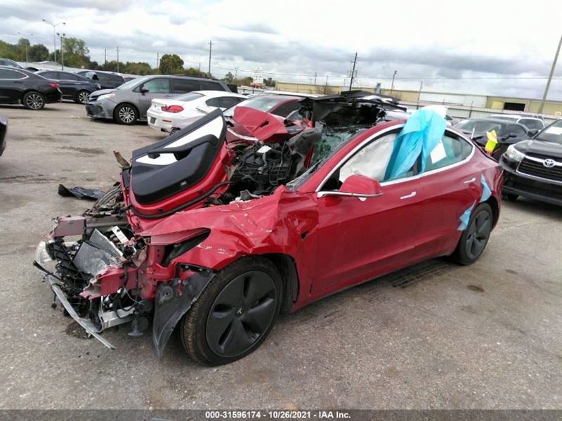 Розбірка TESLA MODEL 3 седан (5YJ3) (2016 - 2026)