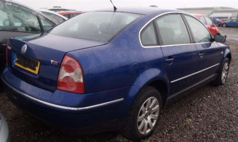 Розбірка VOLKSWAGEN PASSAT B5 седан (3B3) (2000 - 2005)
